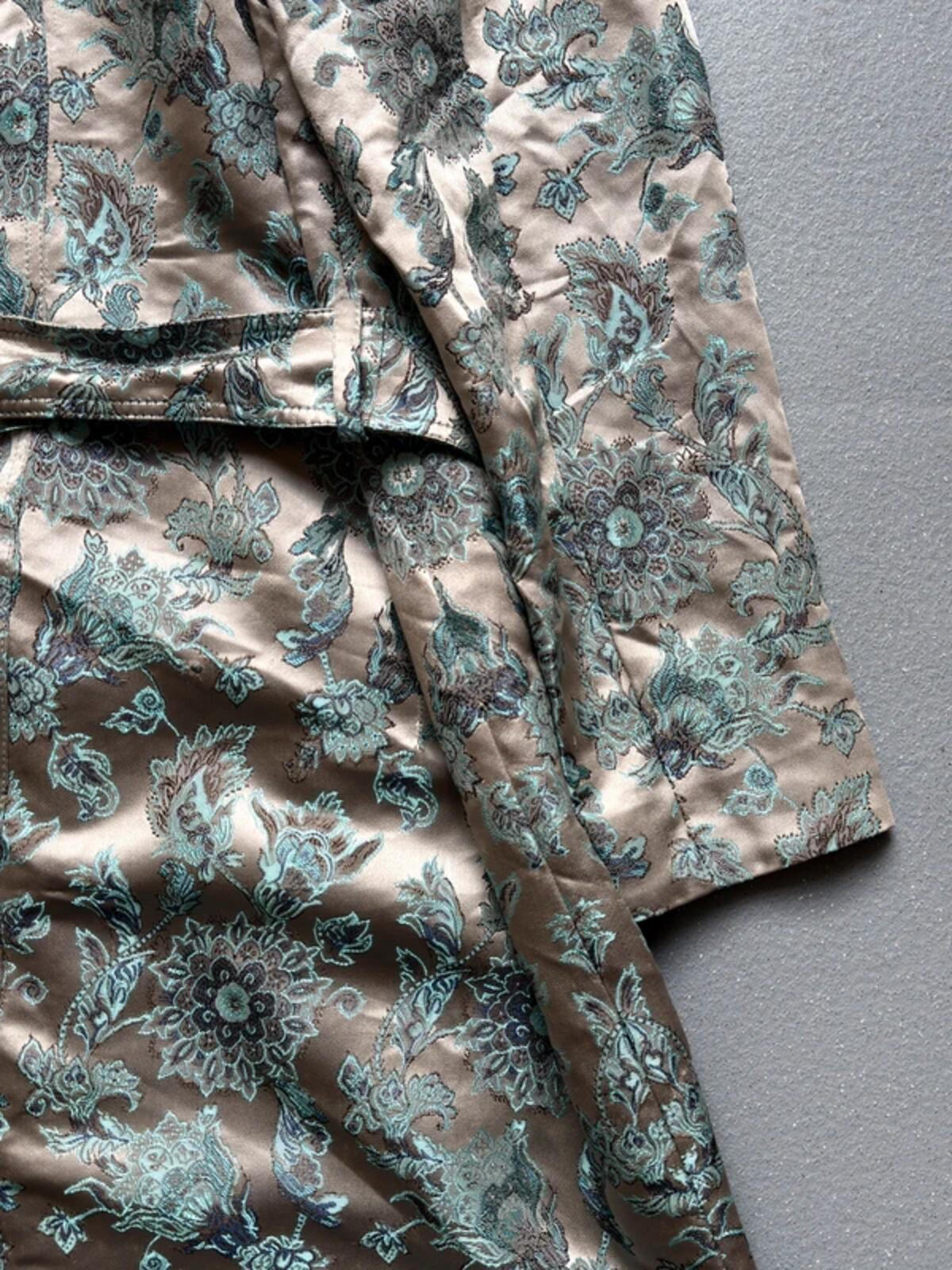 Y2K Silver Botanical Embroidery Trenchcoat with Belt Size 18