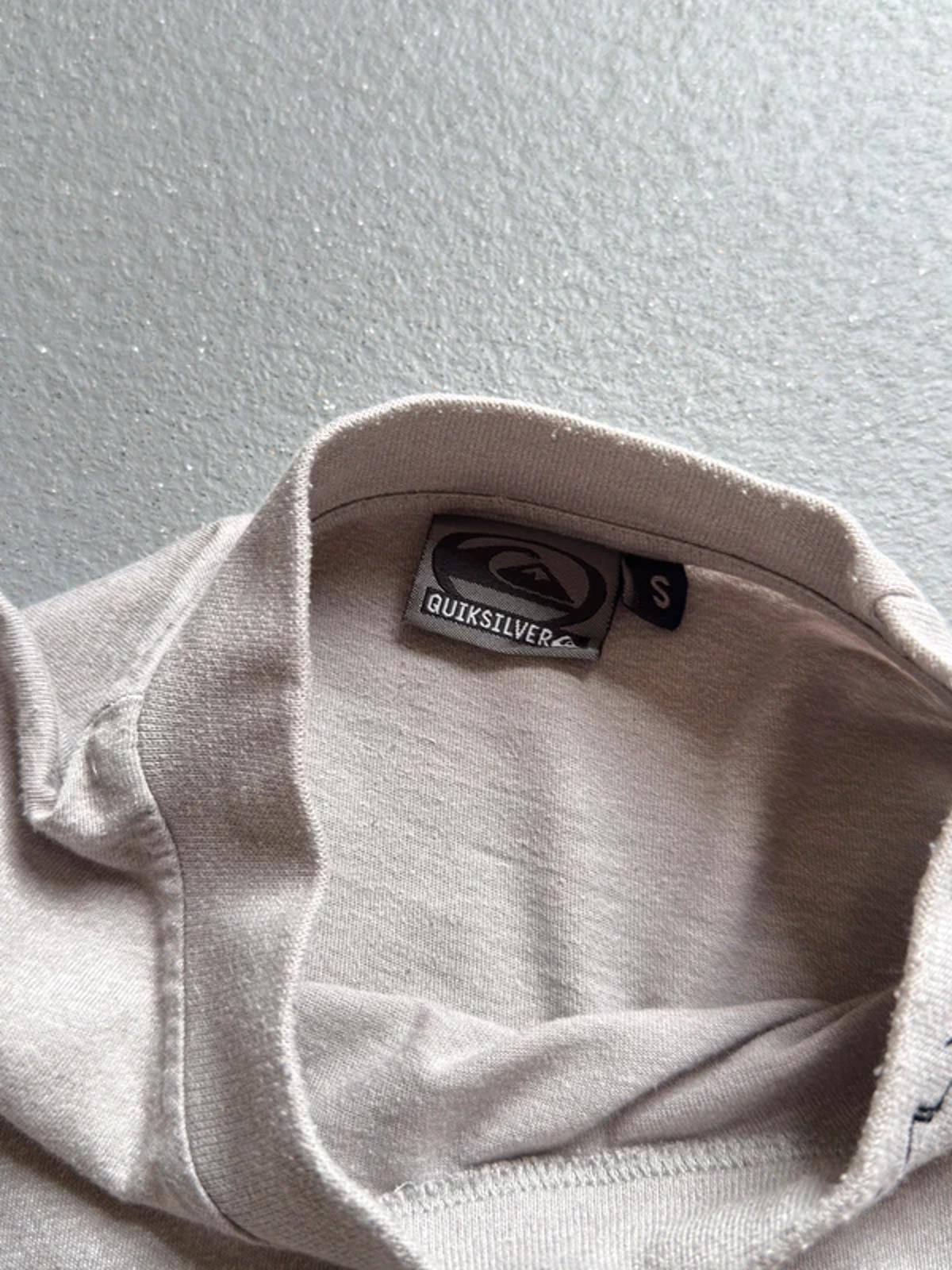 Quiksilver Y2K Long Sleeve T Shirt Medium
