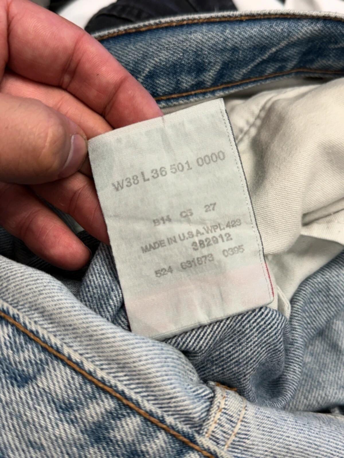 Levi’s 501 Made In USA 90s Jeans 38 x 36