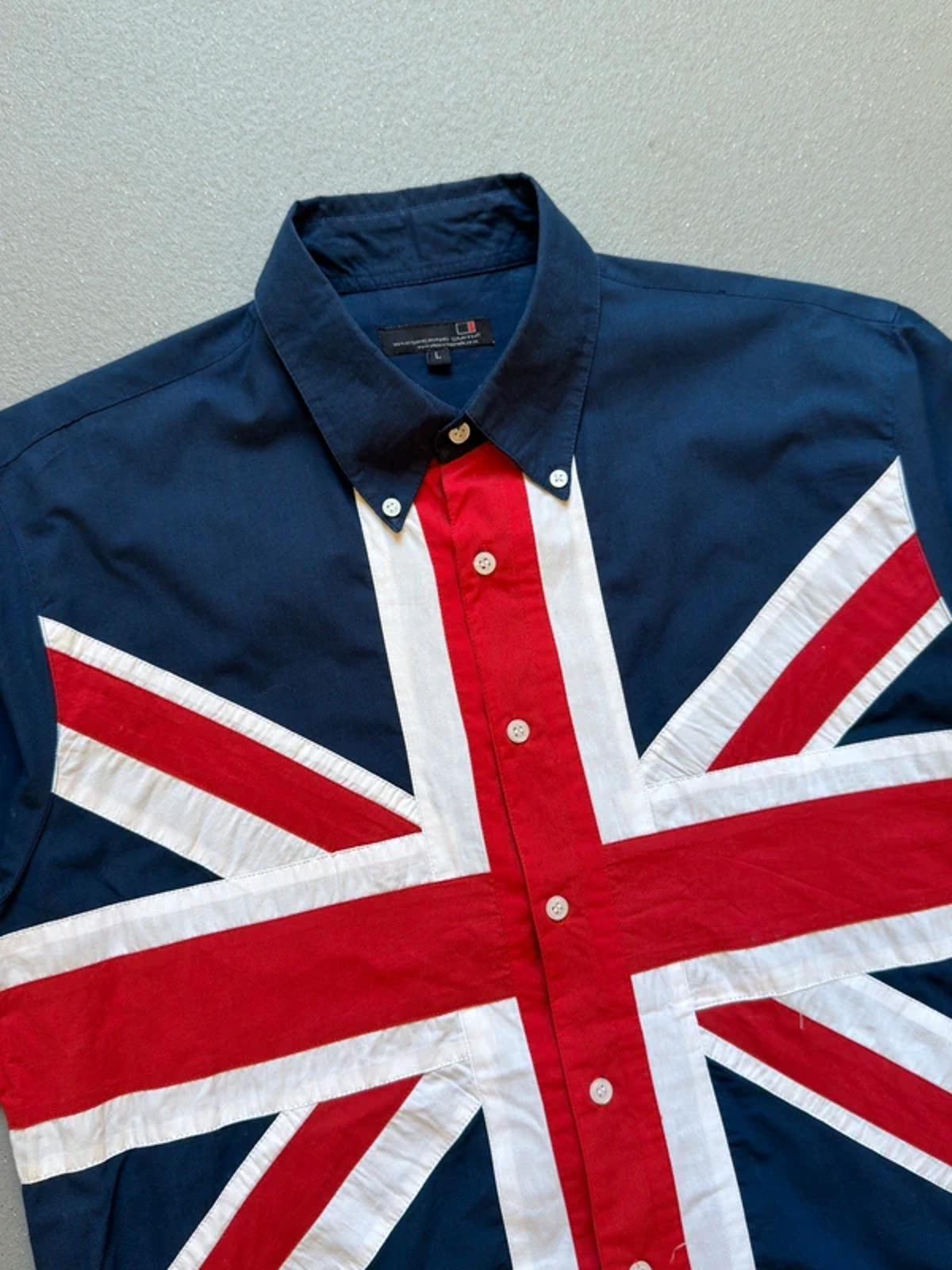 Y2K Whispering Smith Union Jack Shirt Large