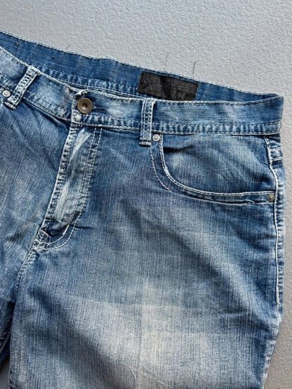 Y2K Baggy Axel Denim Shorts 38”