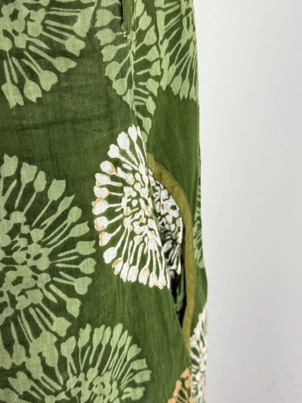 Mandarin Collar Vintage Botanical Pattern Dress Medium