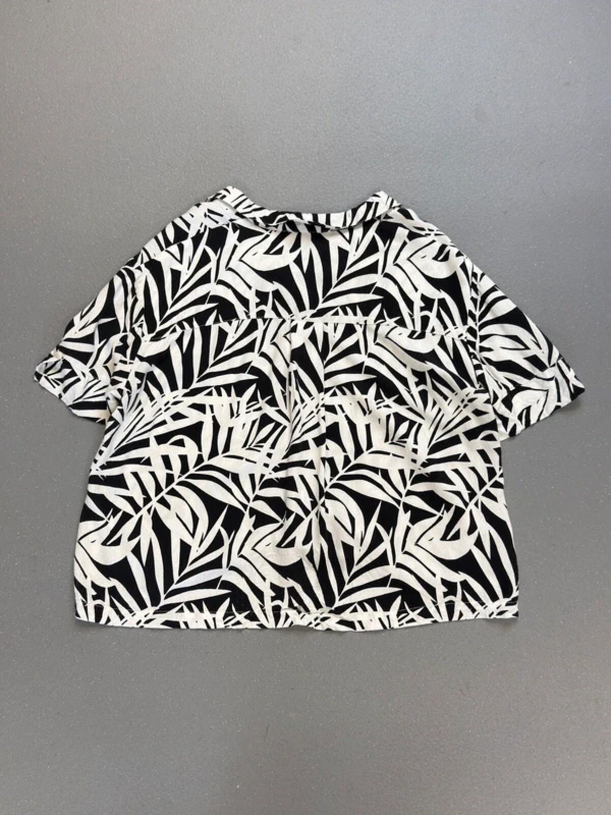 Jane + Delancry Botanical Cropped Rayon Shirt Large