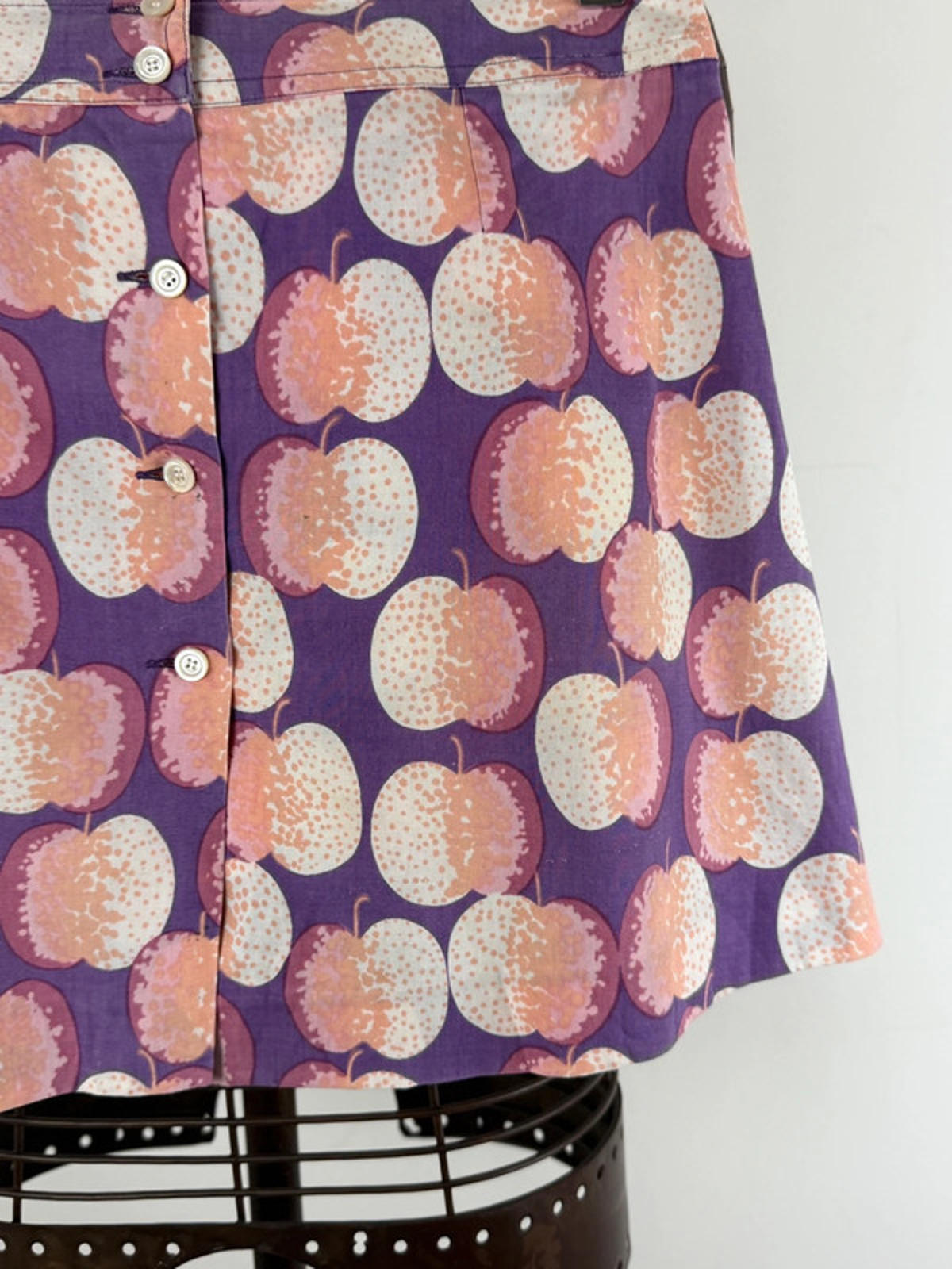 Apple Print Y2K Mini Skirt Size 8 / 28”