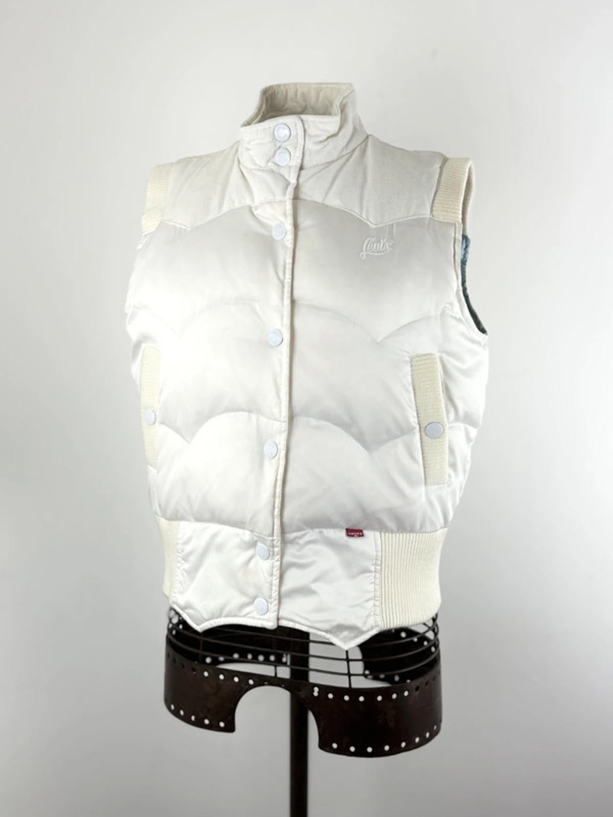 Levi’s Y2K Puffer Gilet Large