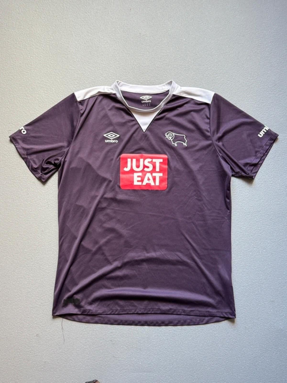 Derby County 2015 Away Football Shirt XXL