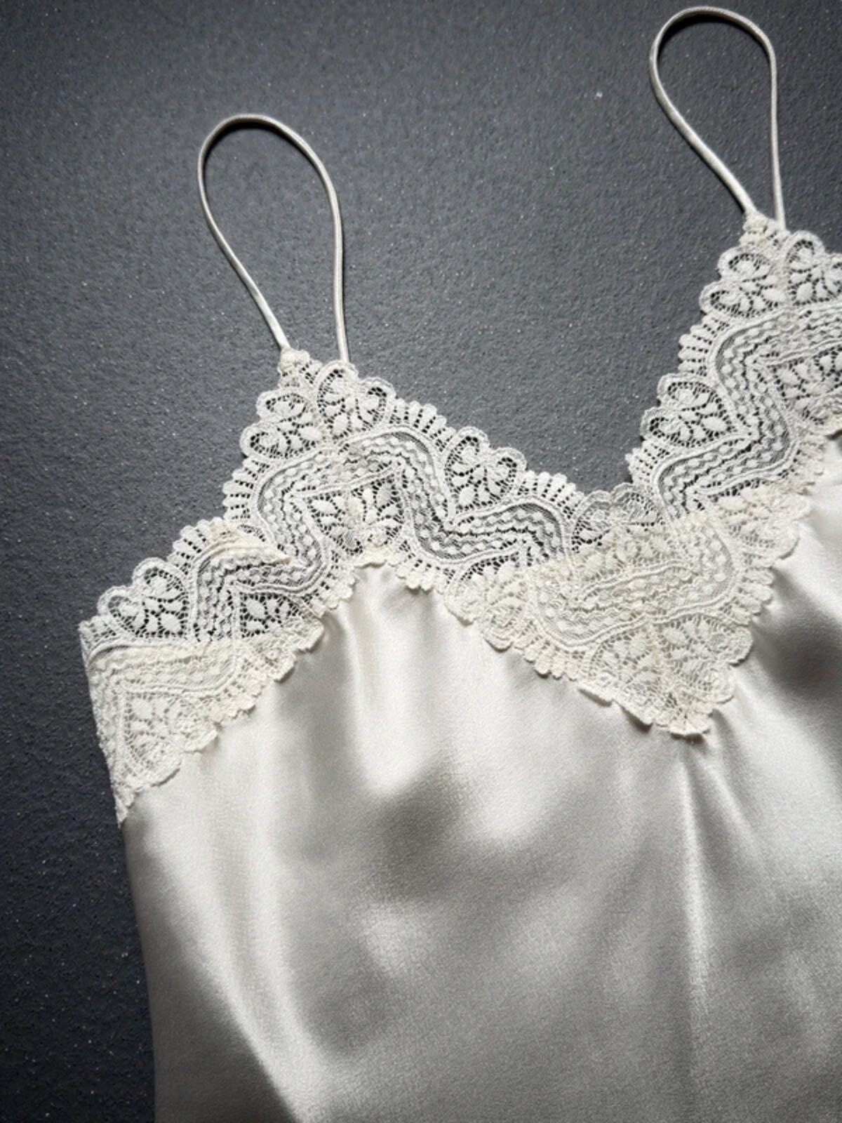 Cute Silky White Silver Lace Cami Top Small