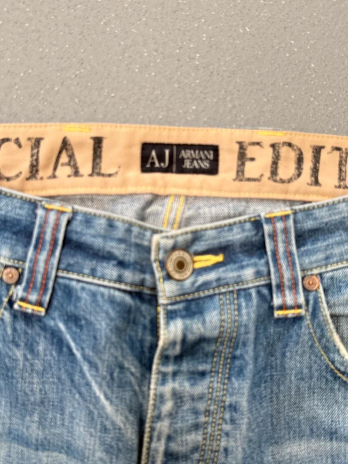 Armani Jeans Special Edition 2000s 31 x 30