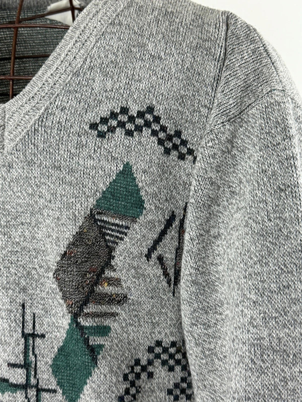 Geometric 80s V Neck Knit Jumper XL Boxy Fit