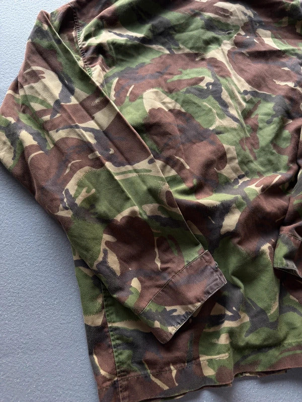 Vintage British DPM Camouflage Combat Shirt – Size M/L