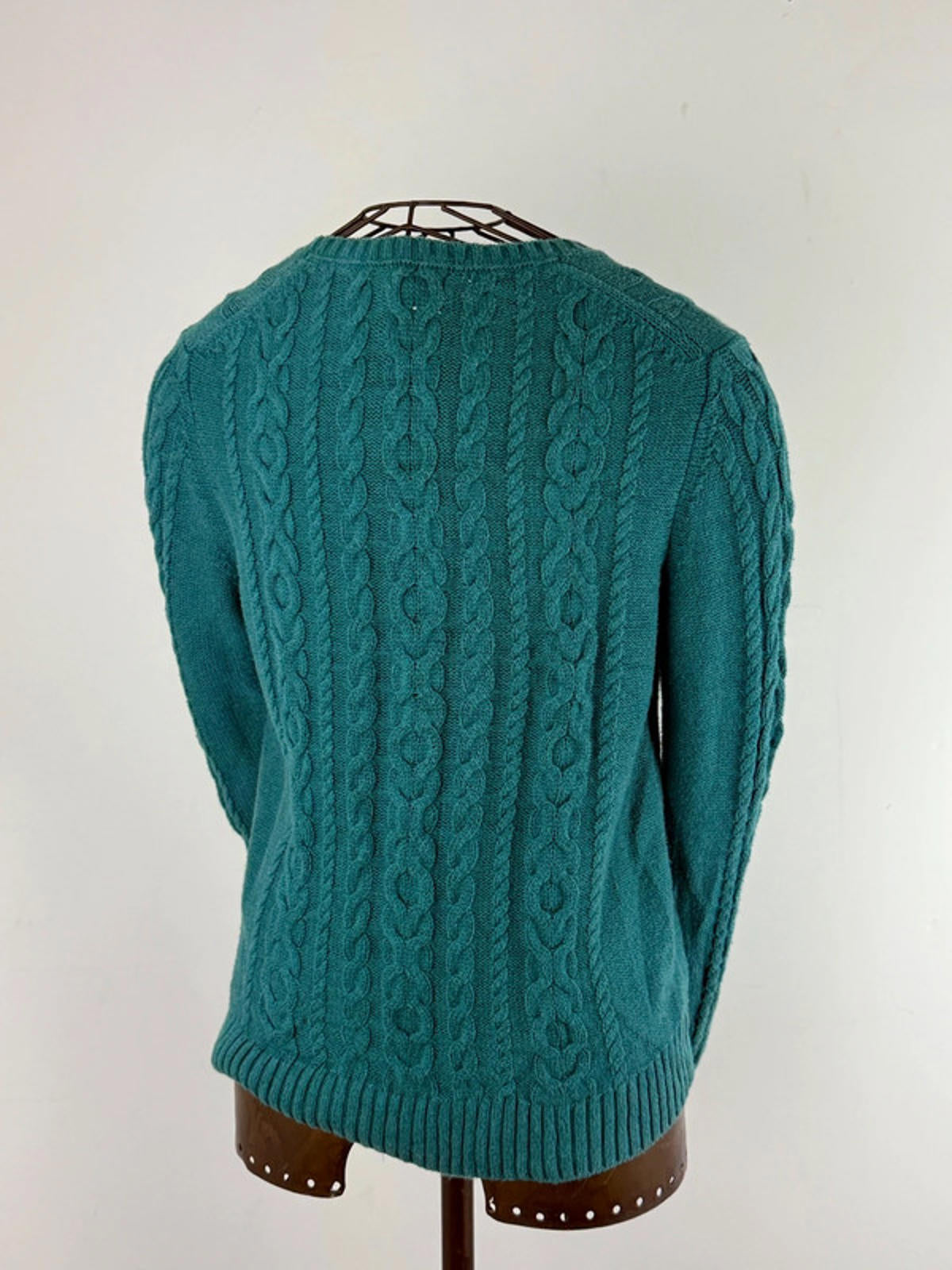 LL Bean Classic Cable Knit Sweater Medium Petite