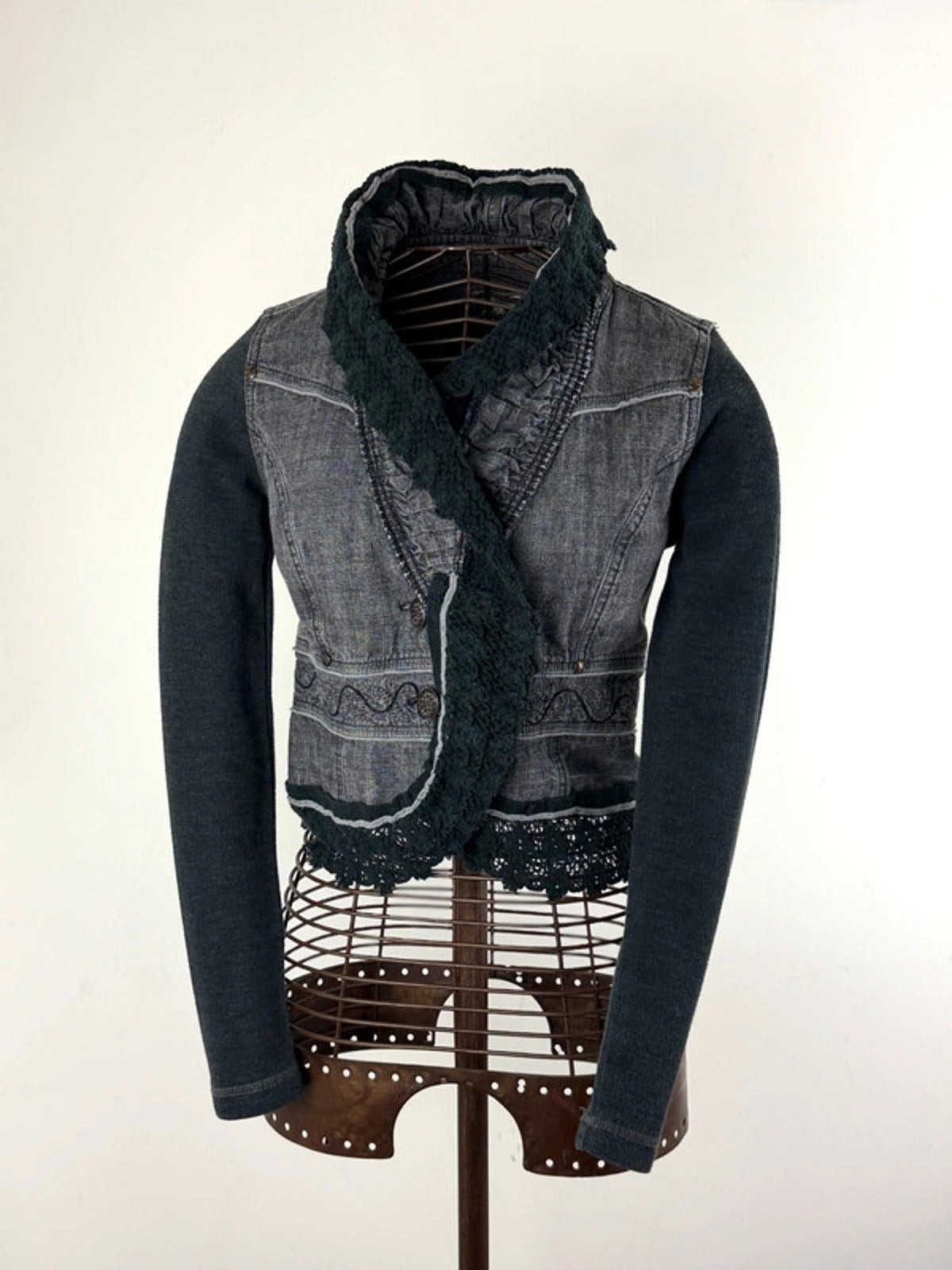 Y2K Cropped Gothic Blazer Jacket XS