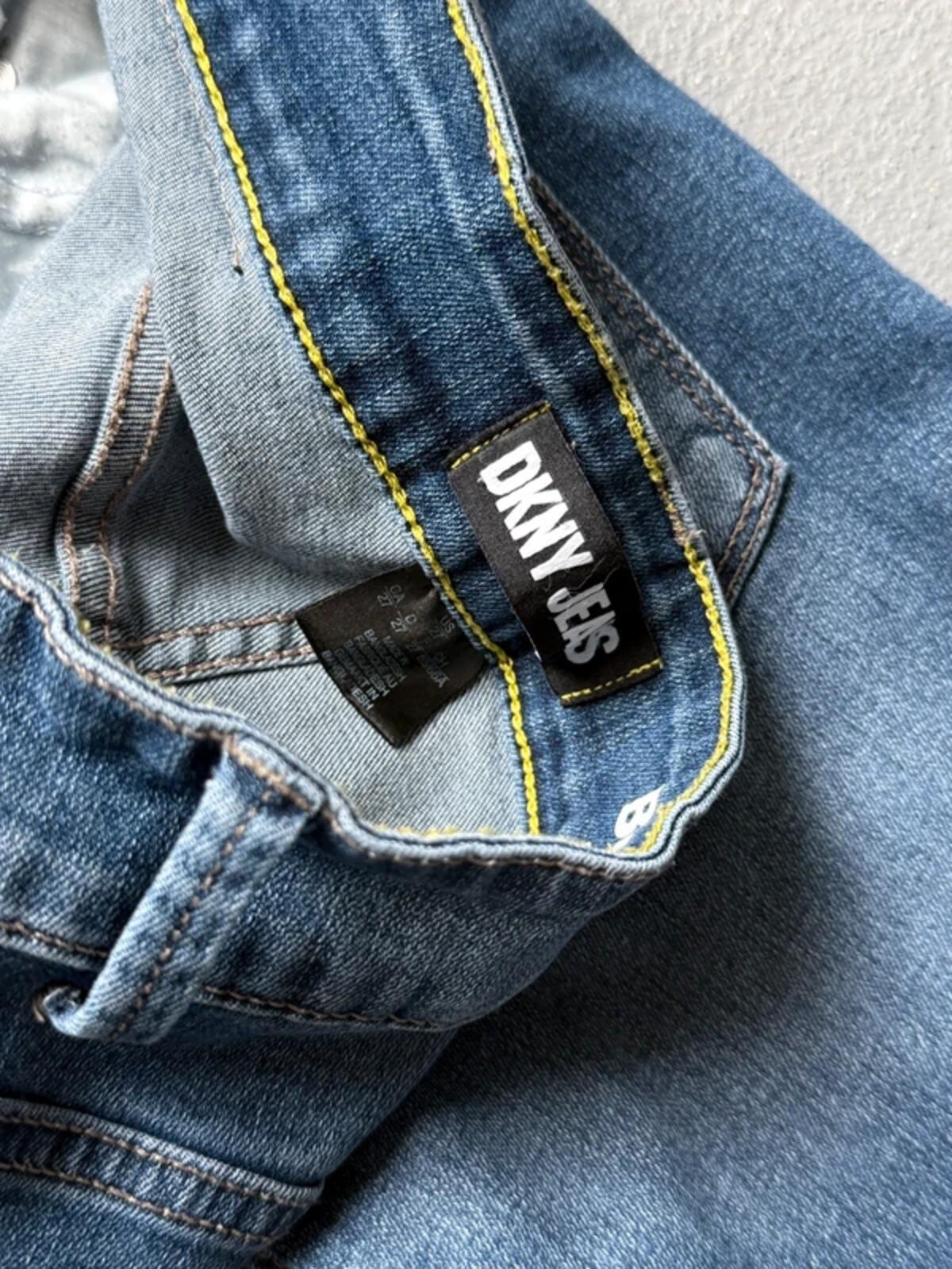 DKNY High Rise Flared Jeans 27”