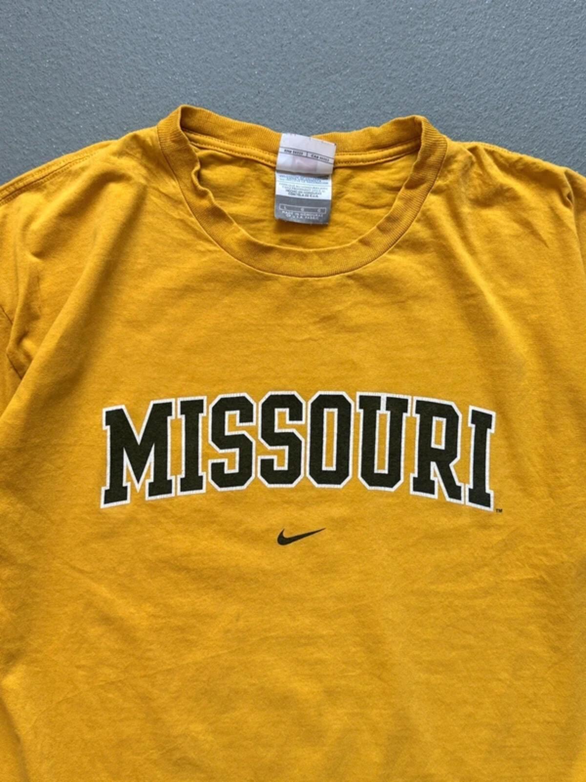 Nike Centre Swoosh Y2K Missouri T Shirt Large