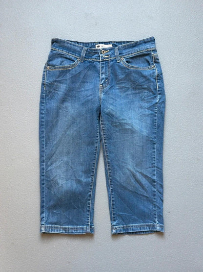 Levi’s Capri Shorts Y2K Size 10 Mid Rise