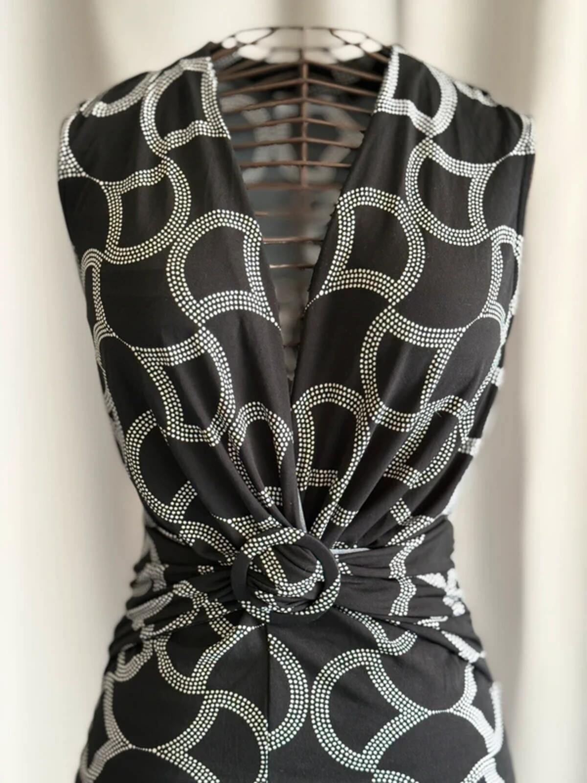 Y2K Black White Geometric Sleeveless Top Ring Detail Stretch Large