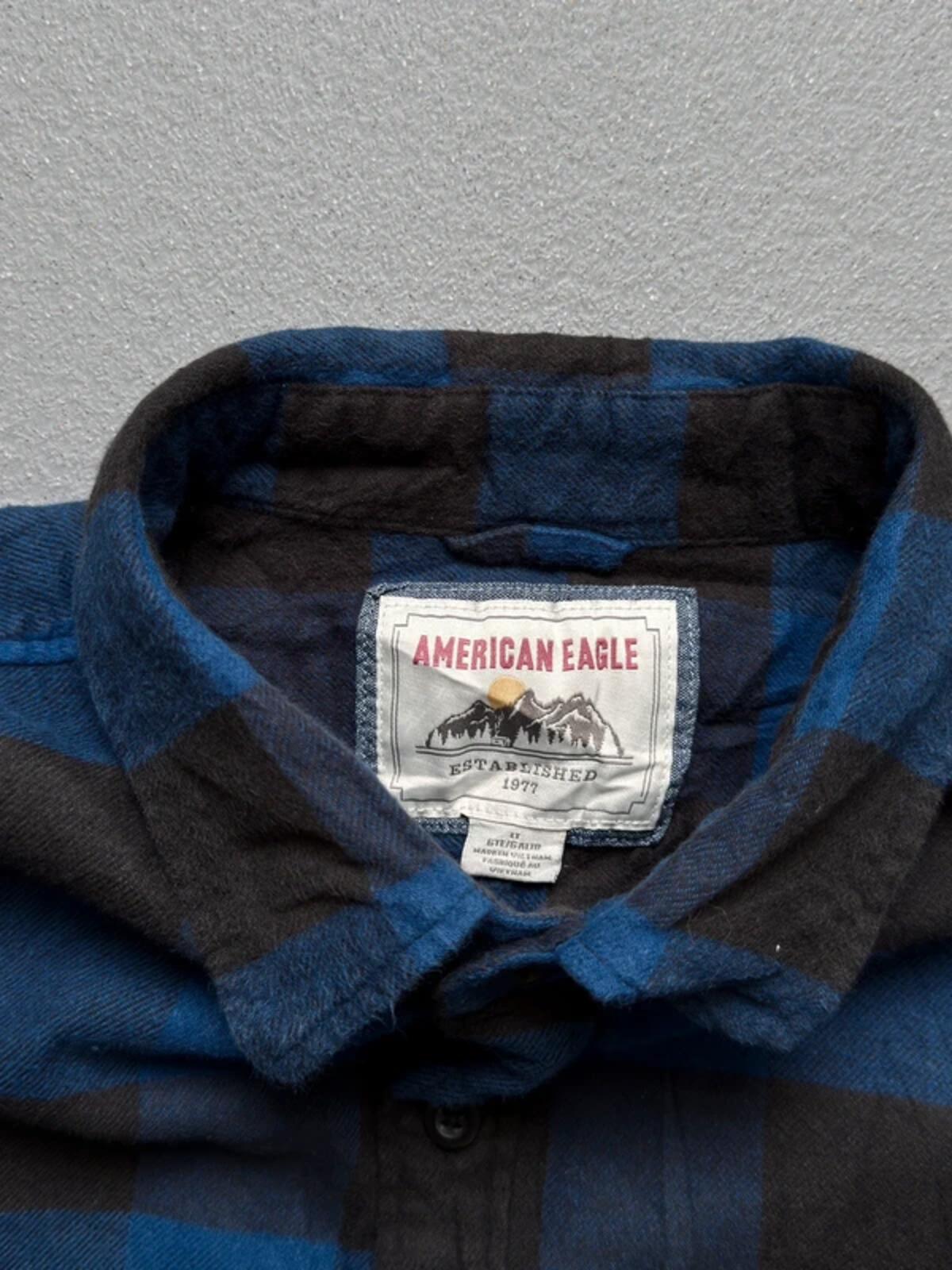 American Eagle Flannel Shirt Large Black & Blue