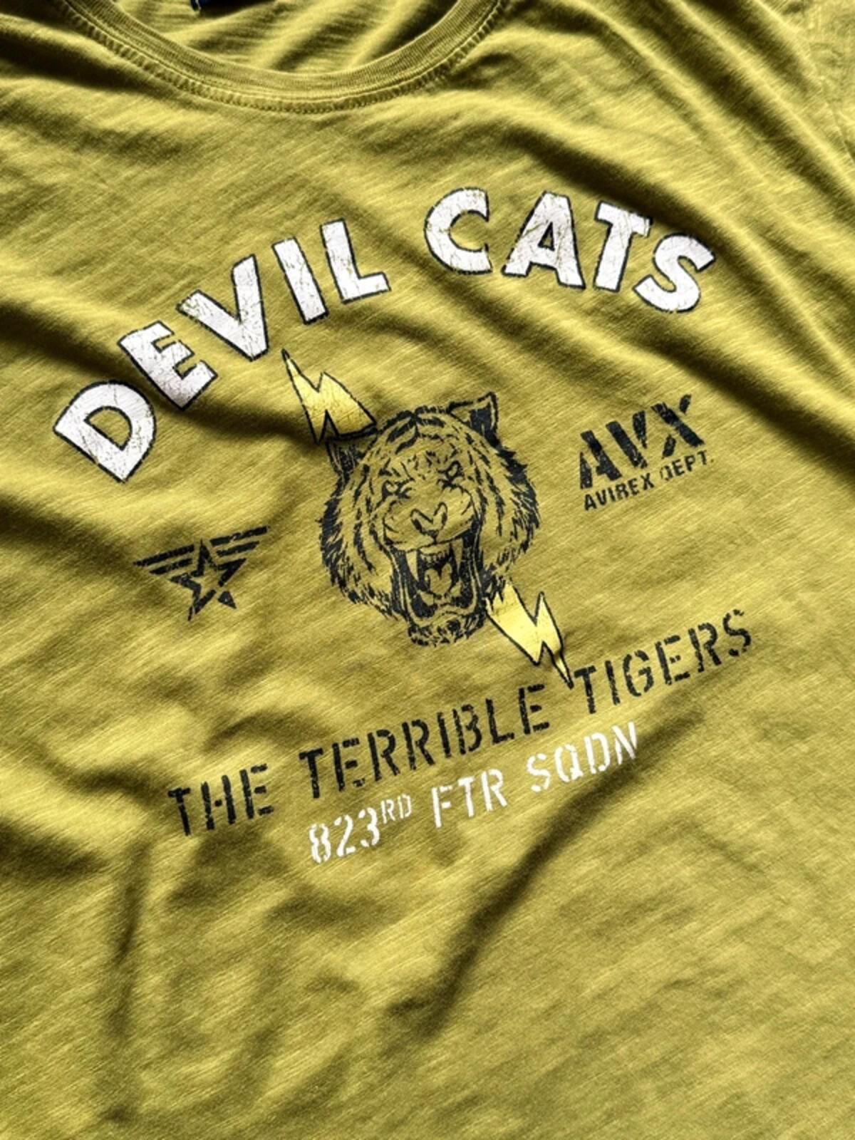 Avirex Devil Cats Military Print T Shirt Large