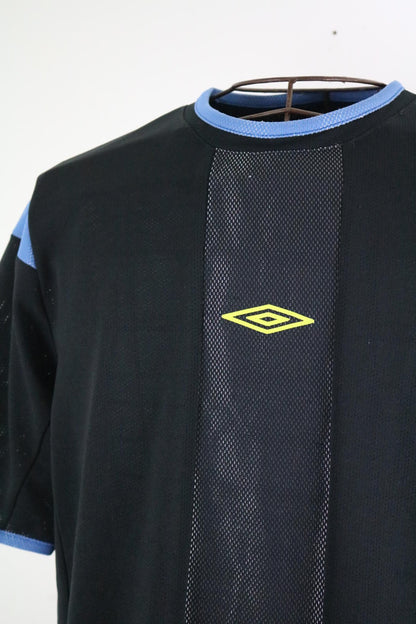 Umbro T Shirt Small Y2K Football Sport 90s
