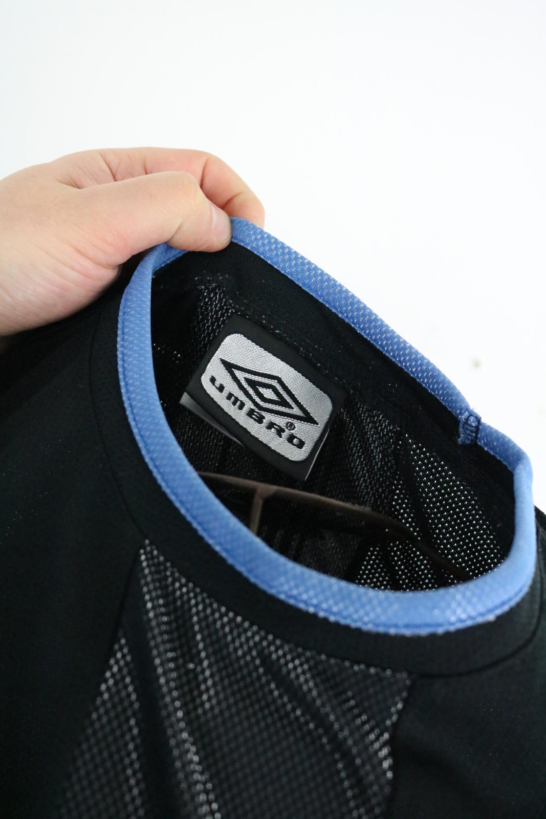 Umbro T Shirt Small Y2K Football Sport 90s