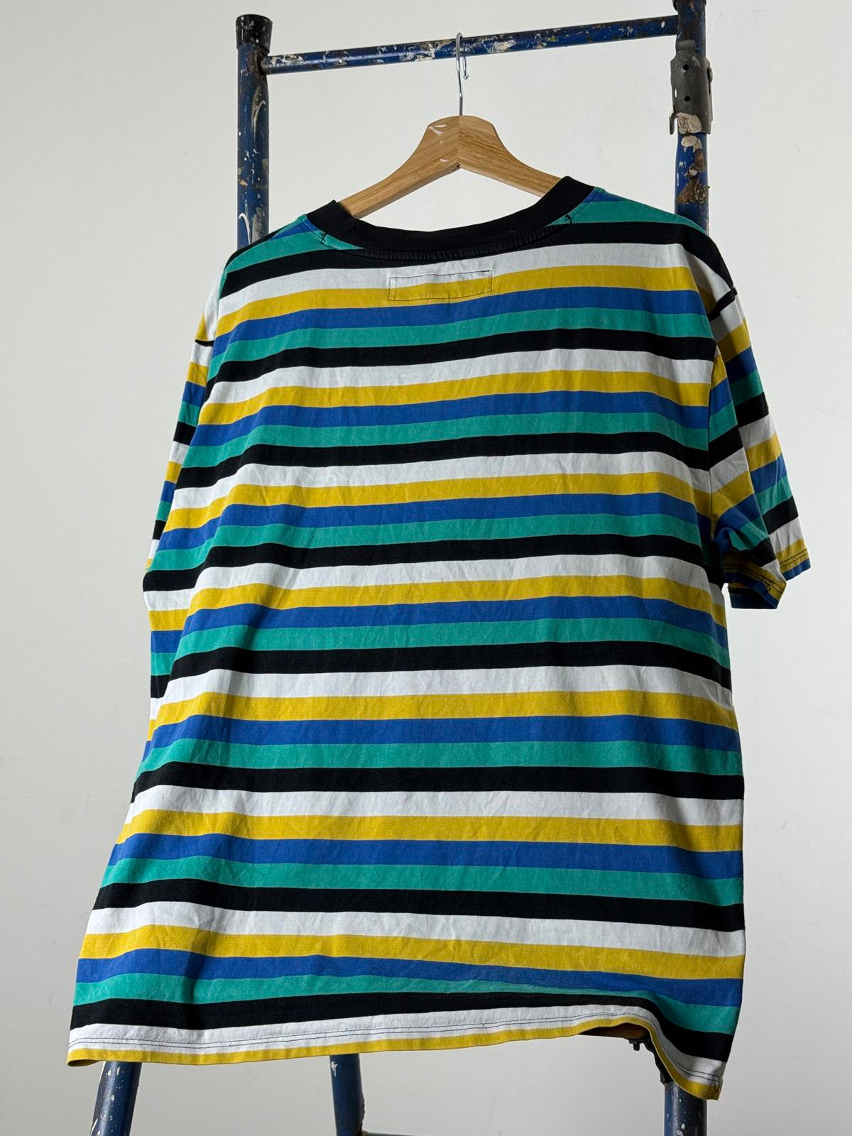 Guess 90s Vintage Stripe T Shirt Medium