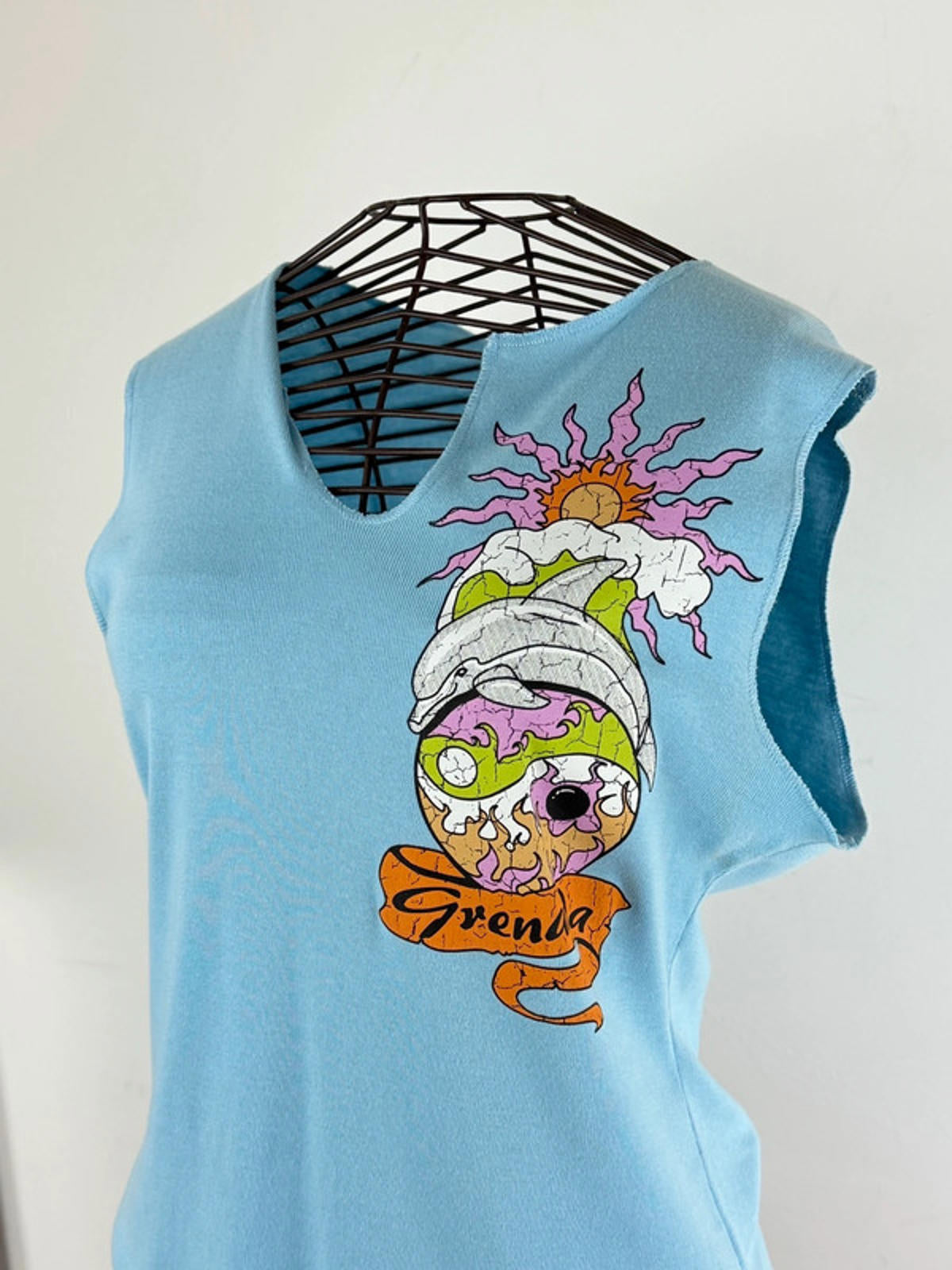Y2K Asymmetrical Collar Graphic Baby Tee XL