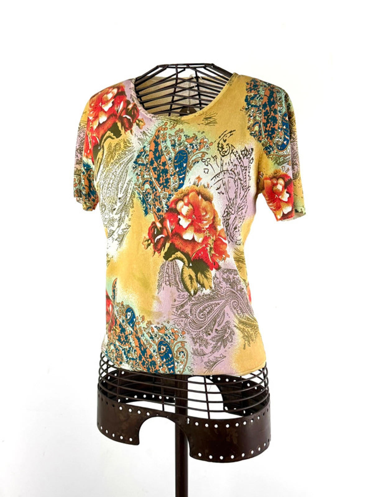 Vintage Floral T Shirt Y2K Baby Tee Large