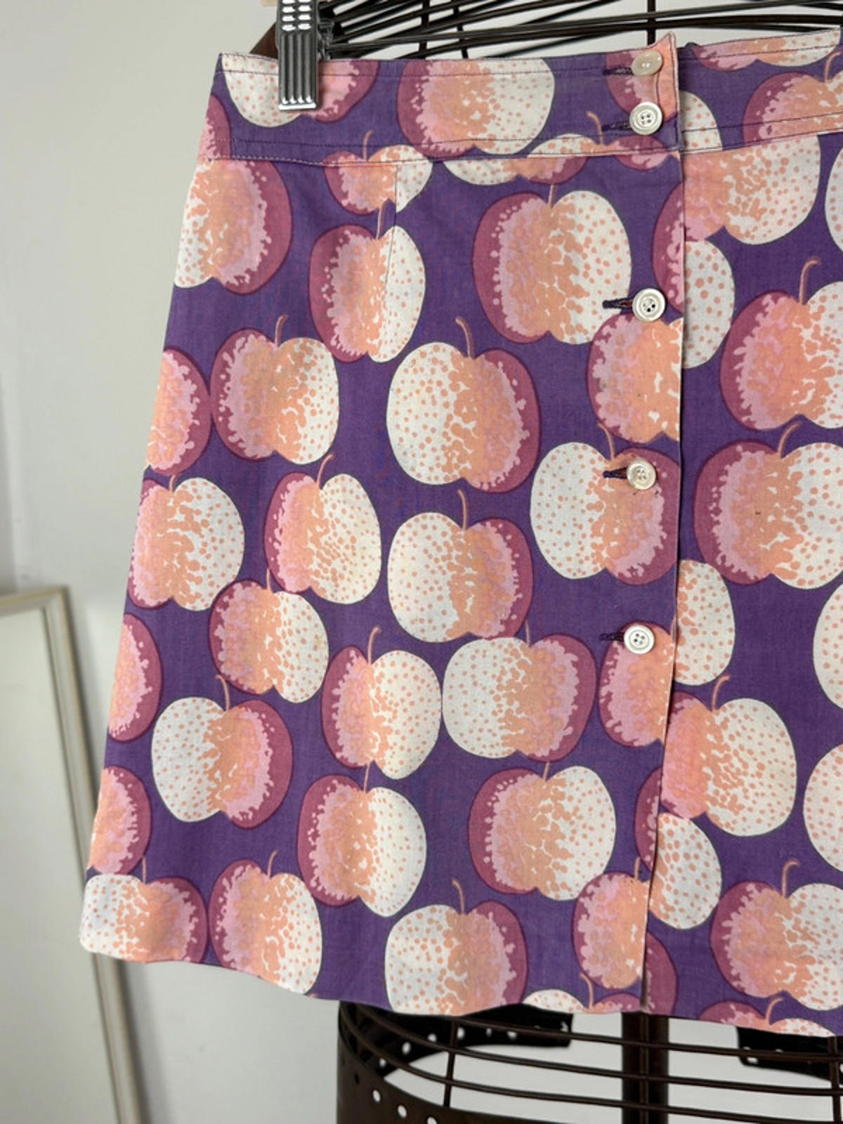 Apple Print Y2K Mini Skirt Size 8 / 28”