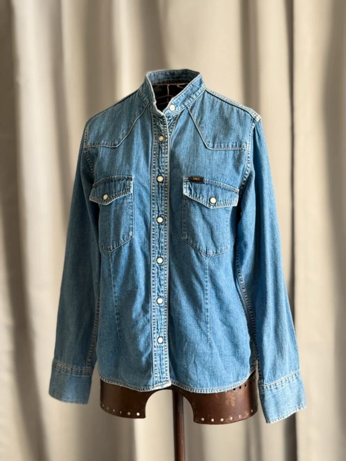 Lee Denim Western Shirt Womens Large Light Blue Snap Button Cowboy