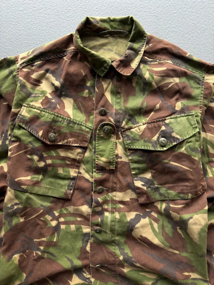 Vintage British DPM Camouflage Combat Shirt – Size M/L