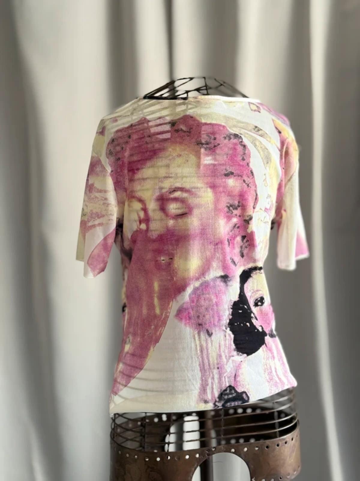 Y2K Abstract Face Print Top Pink Graphic Tee Embellished Festival Indie Large