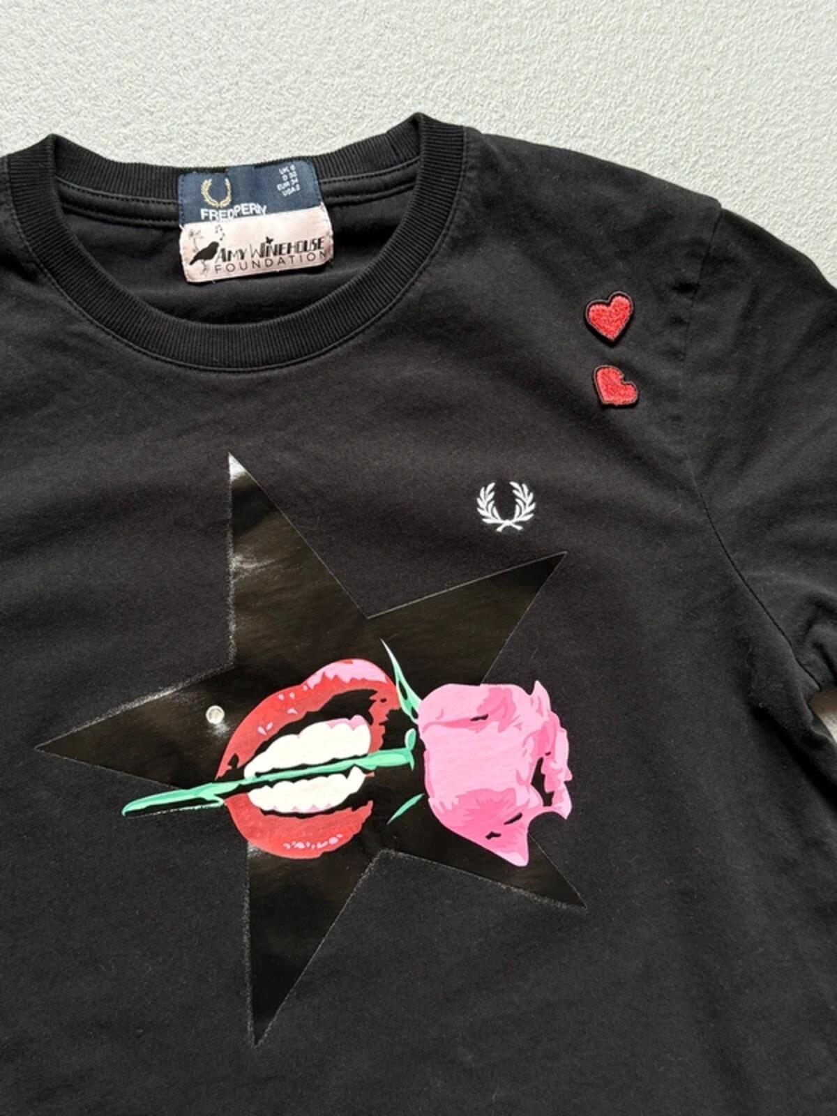 Fred Perry Amy Winehouse Baby Tee UK 6