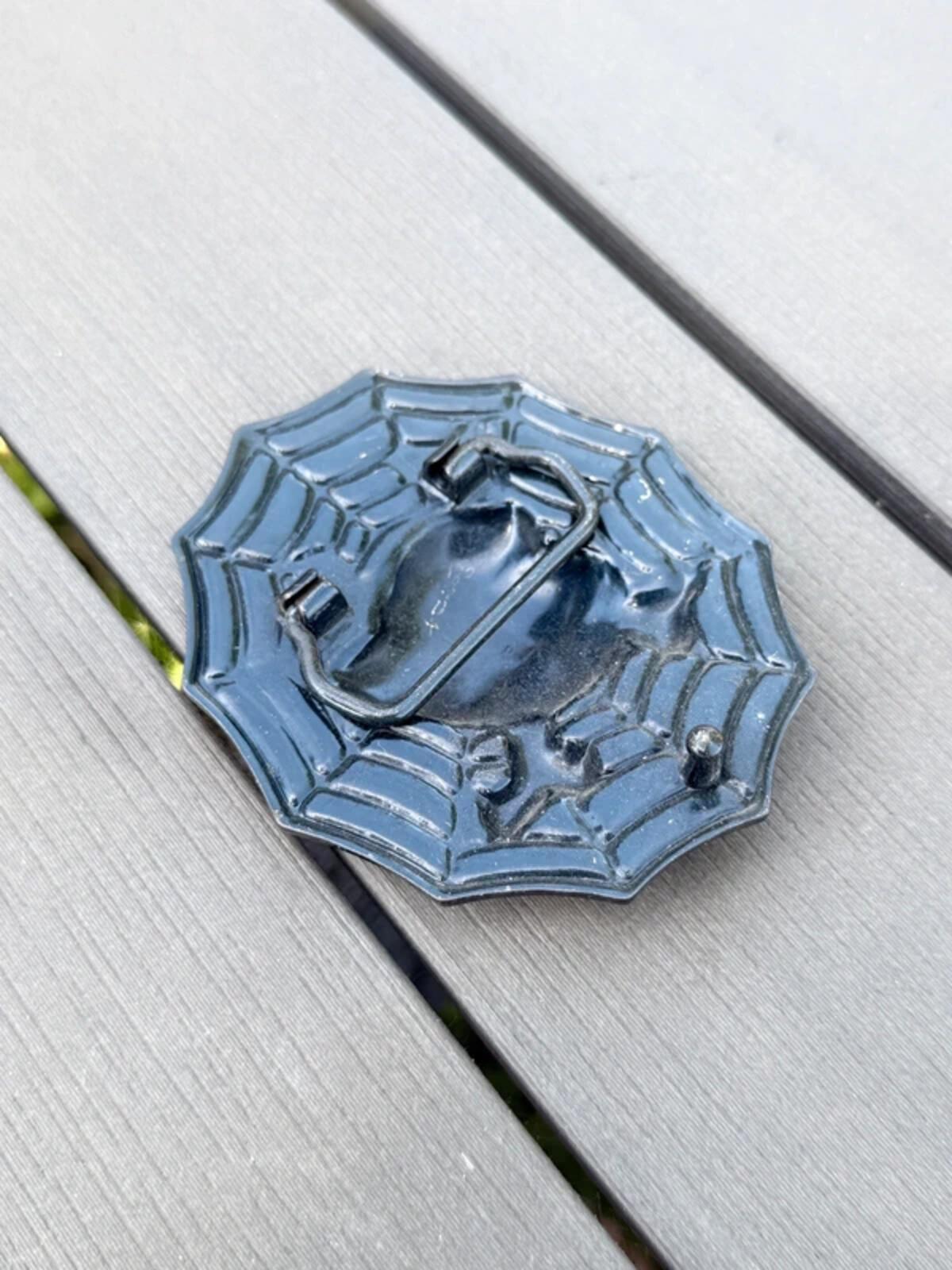 Vintage Y2K Emo Goth Heart Spiderweb Belt Buckle