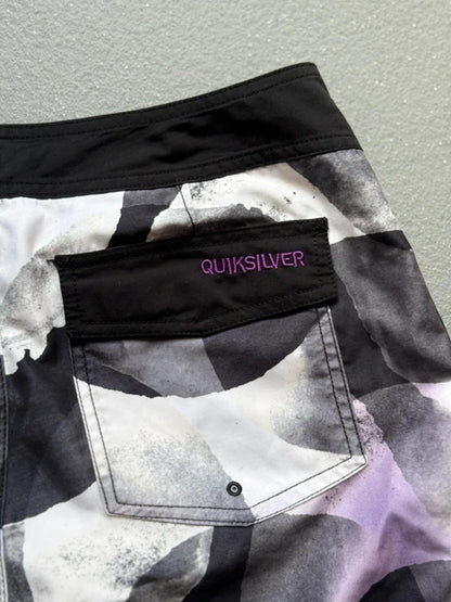 Quiksilver Y2K Board Shorts 28”