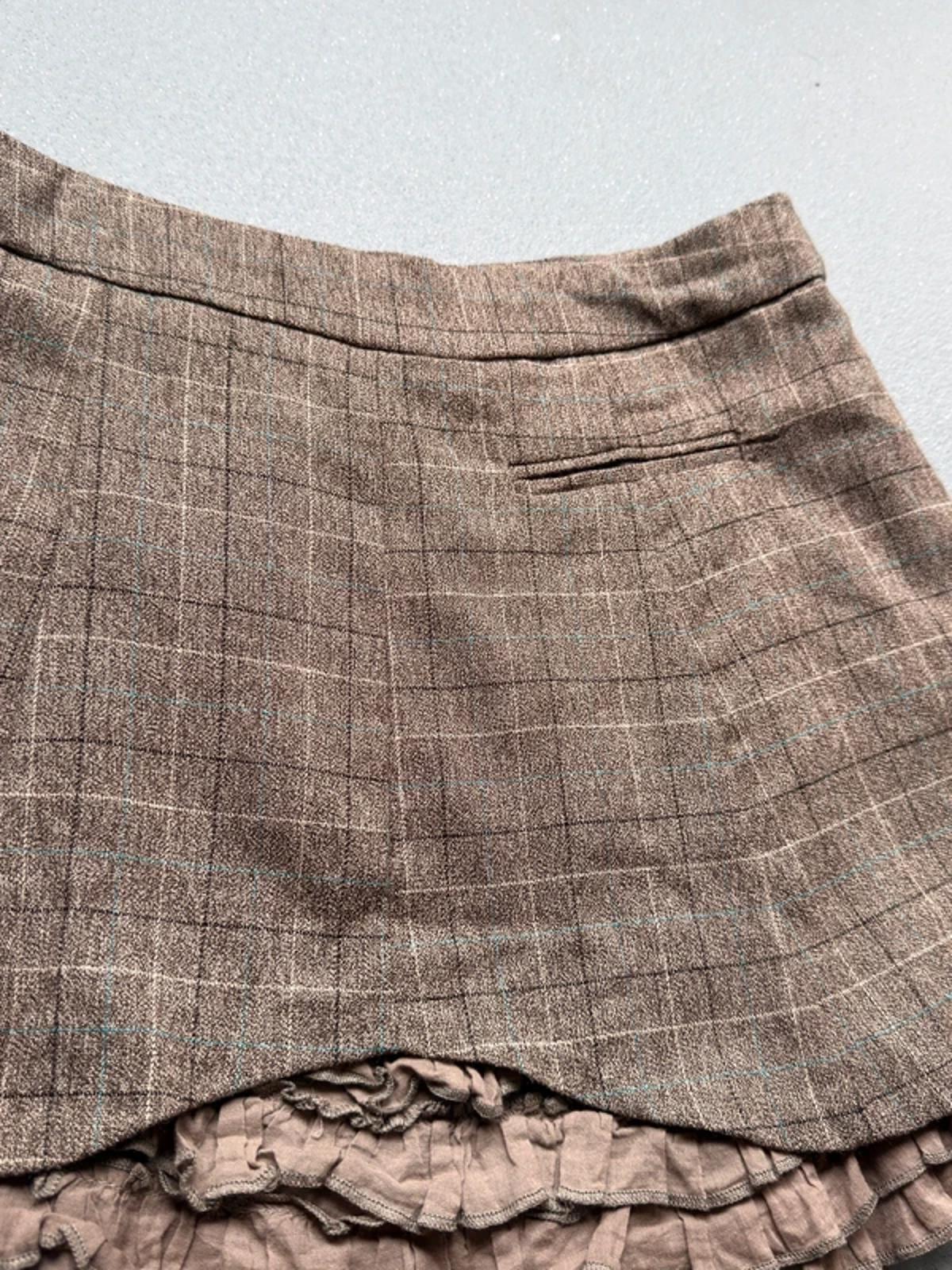 Vintage Y2K Brown Plaid Mini Skirt Ruffle Hem 30”
