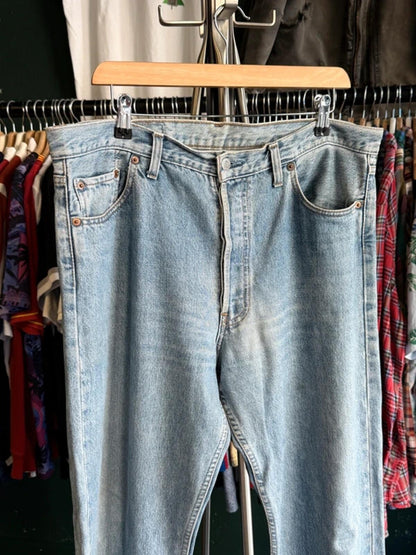 Levi’s 501 Made In USA 90s Jeans 38 x 36