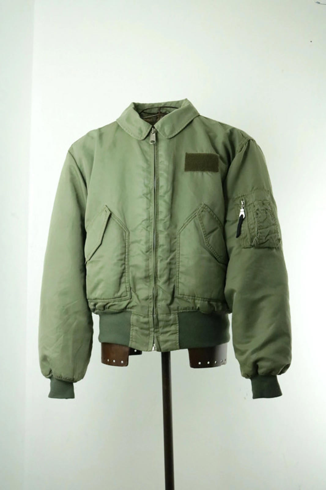 Levi's Cropped Flight Bomber Jacket Large Vintage 90s Khaki