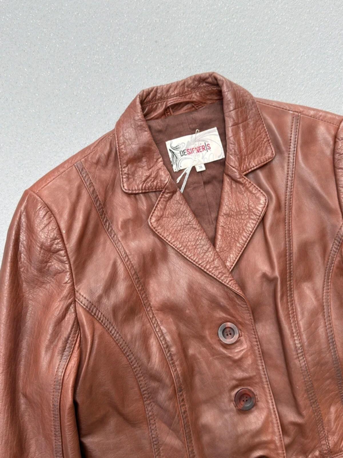 Y2K Brown Leather Blazer Size 10 Lapels